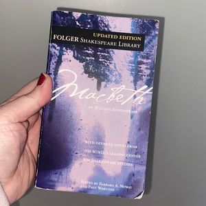 Macbeth by William Shakespeare Soft Back/ Cover Book Novel
